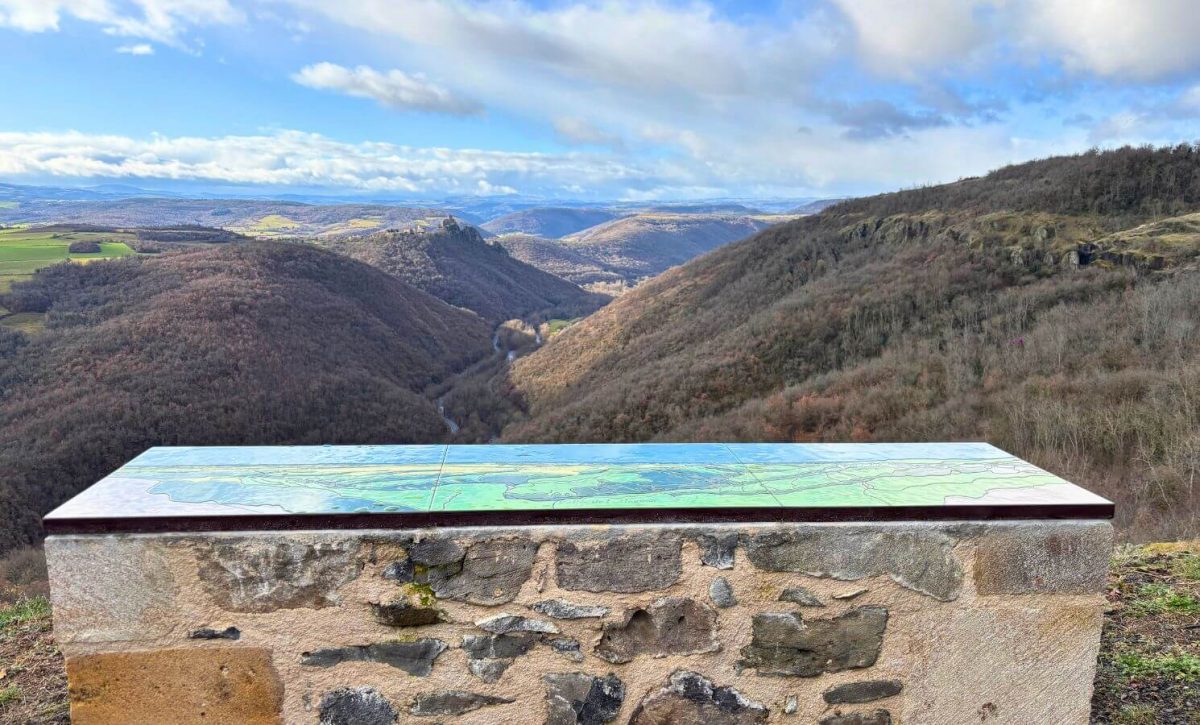 Table d'orientation à Chambezon