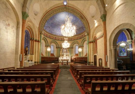 Eglise Saint-Pierre – 1étoile au guide vert Michelin