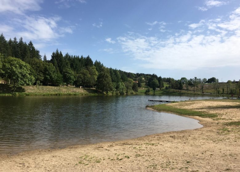 Baignade surveillée à Champagnac-Le-Vieux