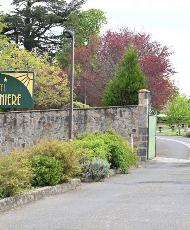 Hôtel-Restaurant La Sapinière