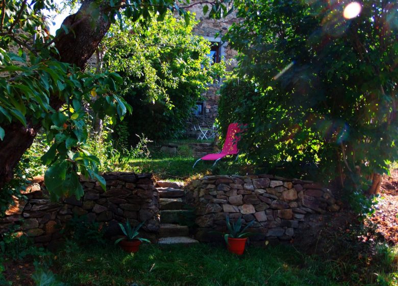 Ressentir la terre vibrer sous les baguettes de sourcier