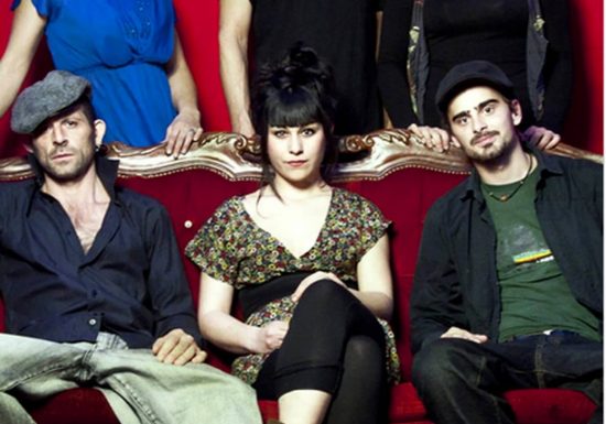 « My path » La cafetera roja