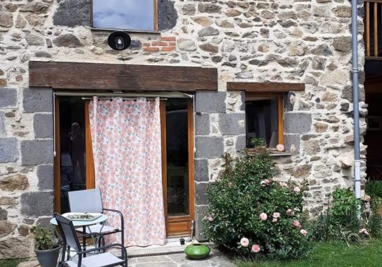 La maison des 3 petits cochons, près de Brioude