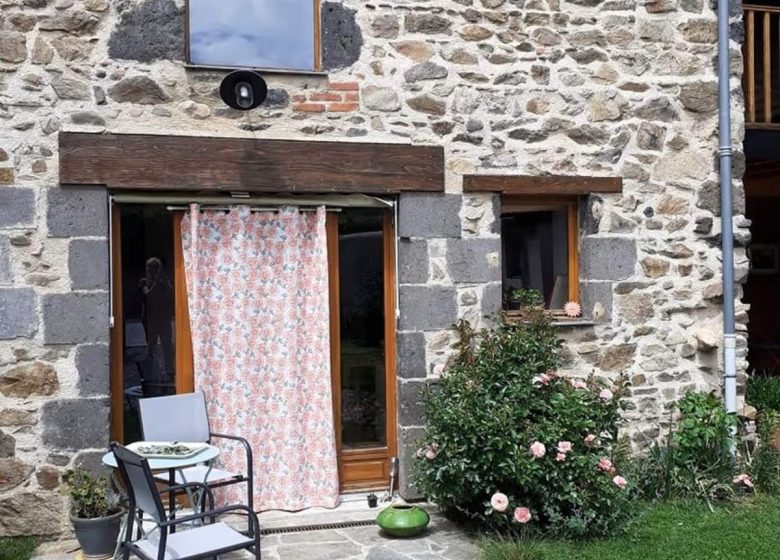 La maison des 3 petits cochons, près de Brioude