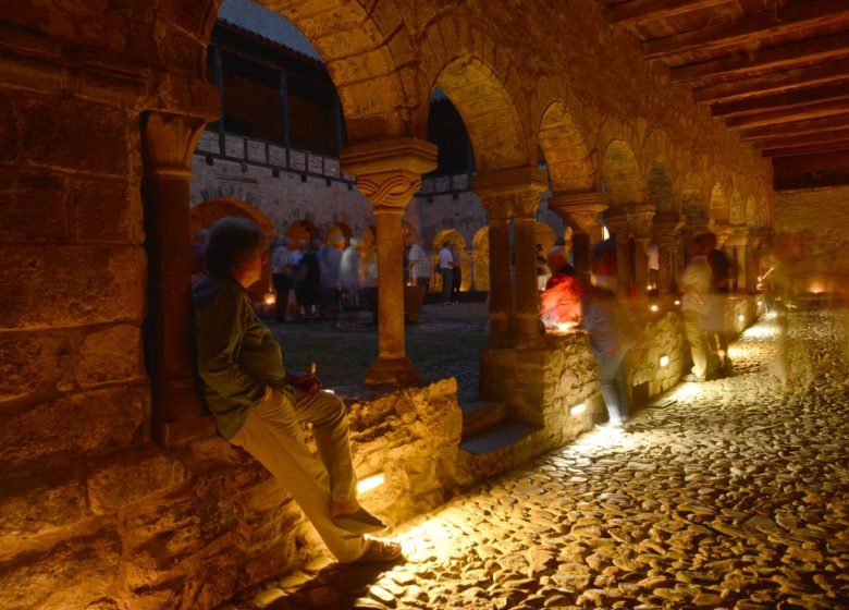 Cloître et abbaye de Lavaudieu -Visites-