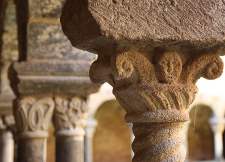 Cloître et abbaye de Lavaudieu -Visites-