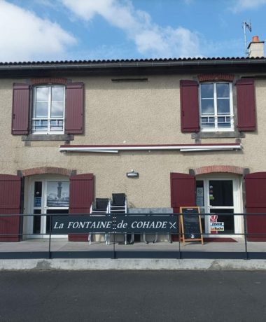 La Fontaine de Cohade Bar Restaurant Services