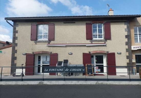 La Fontaine de Cohade Bar Restaurant Services