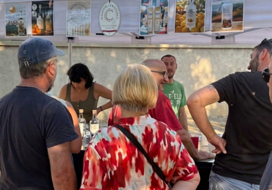 Guinguette estivale à la Distillerie Volcanique