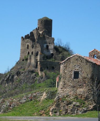 Visite virtuelle du Chateau de Léotoing