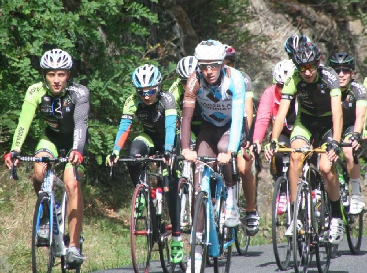 Cyclo Sur les routes de Romain Bardet