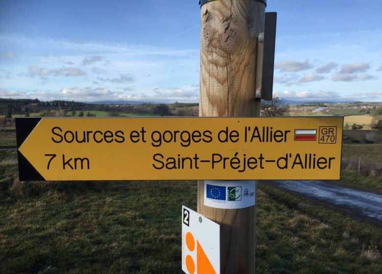 GR470 Sources et gorges de l’Allier – 11 étapes